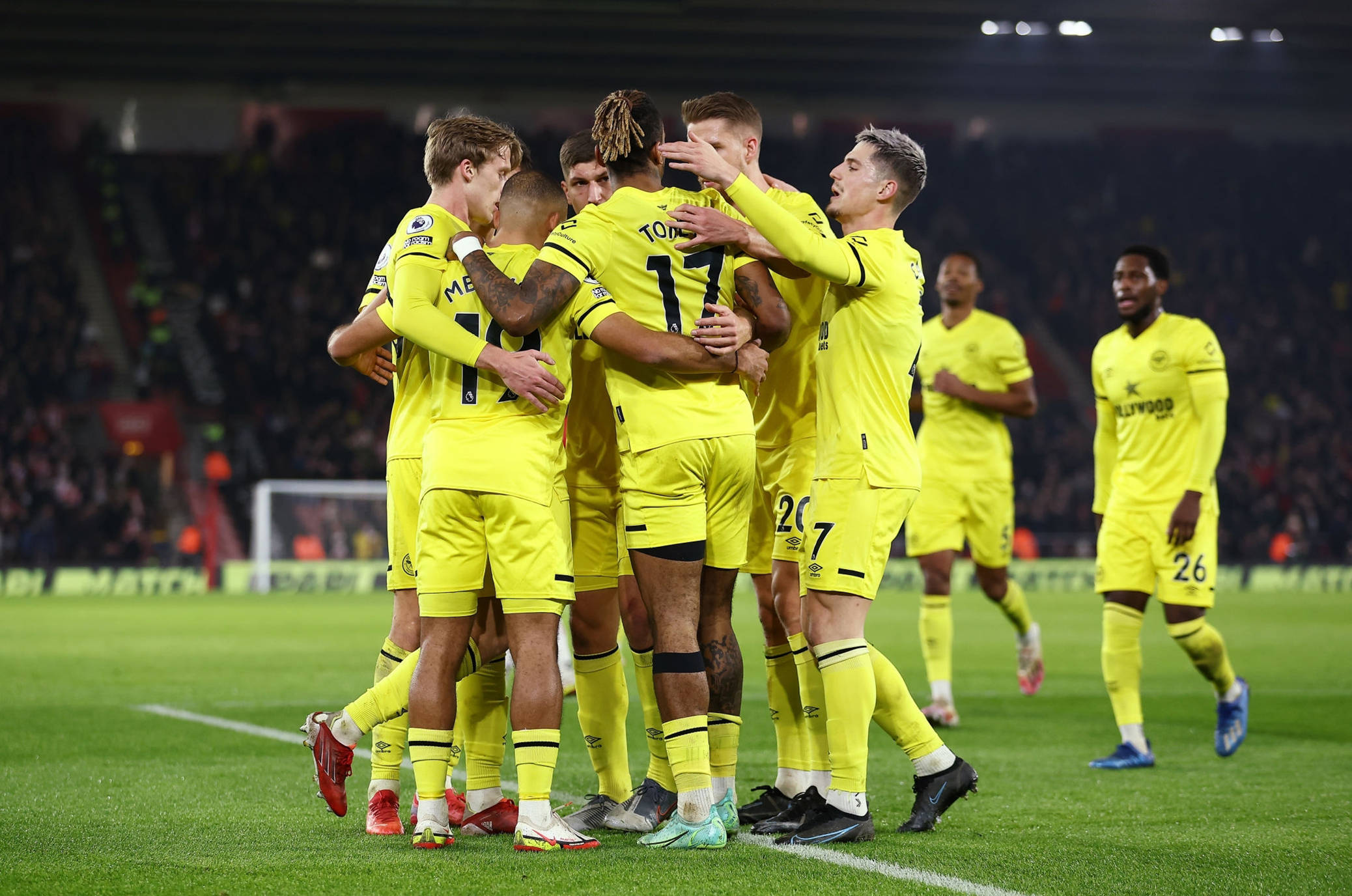 转会背后的 转会背后的